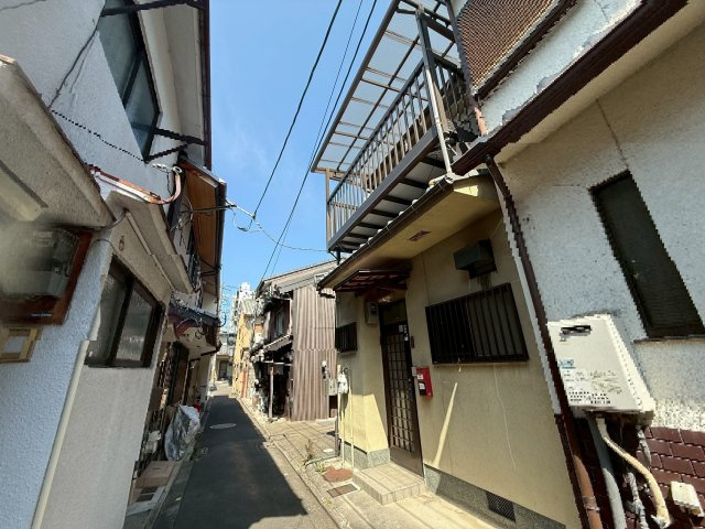 下京区中堂寺前田町　土地の前面道路含む現地写真