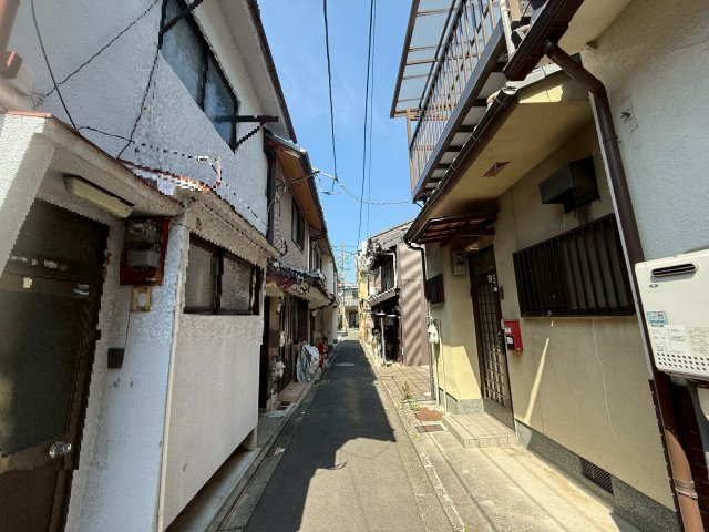 下京区中堂寺前田町　土地の前面道路含む現地写真