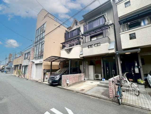 西七条市部町の前面道路含む現地写真