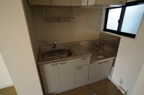 ディアスＺＥＮ Ｃのキッチン