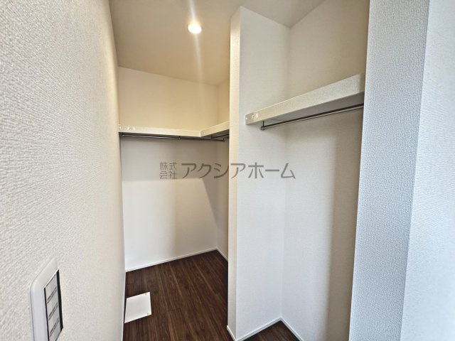 所沢市上安松・全4棟　新築一戸建　4号棟の寝室|2F洋室7.0帖のウォークインクローゼット