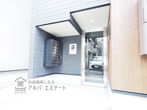 【エントランス】 | 太陽と月の調和 ＬＵＮＡＲＥ元町 | 同一仕様写真