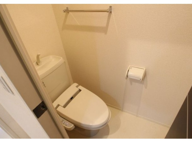 HABITATIONのトイレ