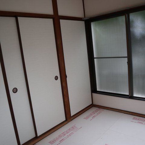 絹屋ビル１０１の和室