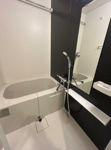 XEBEC八幡山の浴室