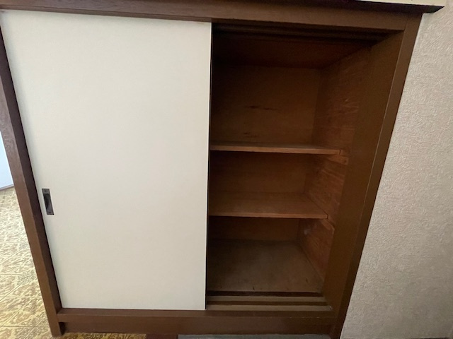 春日部市増富の賃貸マンションの収納