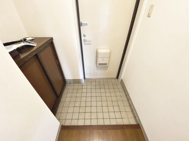 ジャルダン美樹の玄関|※同建物の類似写真となります。
