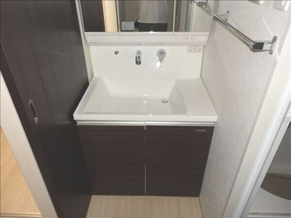 ステーションウエストタワーの洗面所