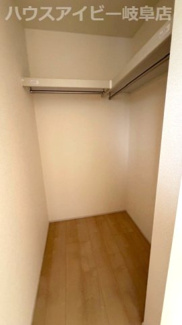 【収納】 | 岐阜市西中島コンパクトサイズの新築戸建全6棟！網戸・エアコン・カーテンレール・テレビアンテナ標準完備 | 岐阜市西中島コンパクトサイズの新築戸建全6棟！網戸・エアコン・カーテンレール・テレビアンテナ標準完備