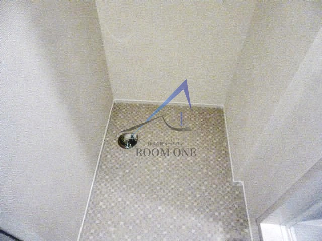 アヴニール三軒茶屋の設備|洗濯機置場です。