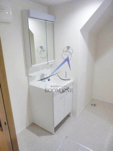 アヴニール三軒茶屋の洗面所|洗面台です。