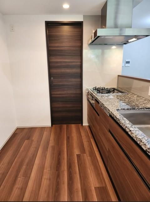 三鷹市下連雀５丁目の中古マンションのキッチン