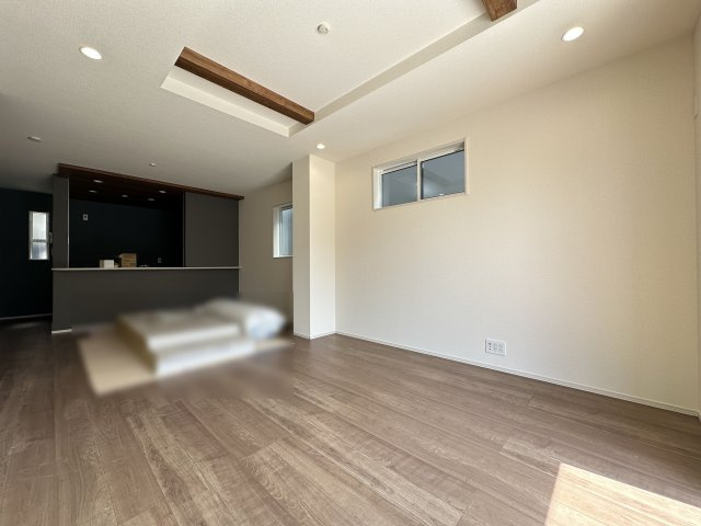 神戸市垂水区南多聞台８丁目新築戸建１号棟の居間・リビング