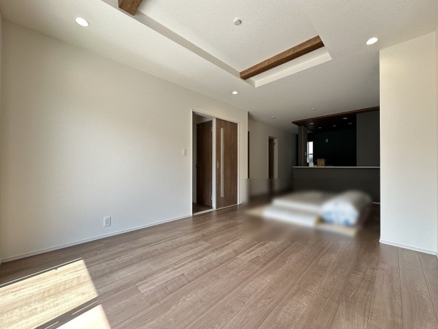神戸市垂水区南多聞台８丁目新築戸建１号棟の居間・リビング