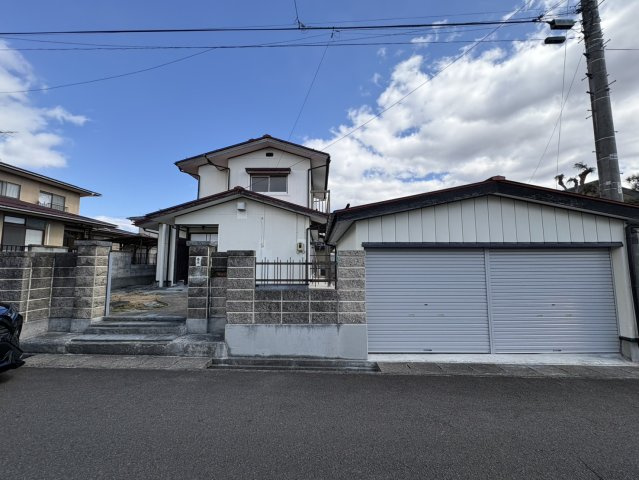 中古戸建・中古住宅　福島市町庭坂　庭坂小学校・吾妻中学校の前面道路含む現地写真