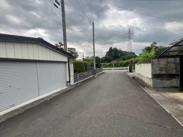 中古戸建・中古住宅　福島市町庭坂1期　庭坂小学校・吾妻中学校の前面道路含む現地写真