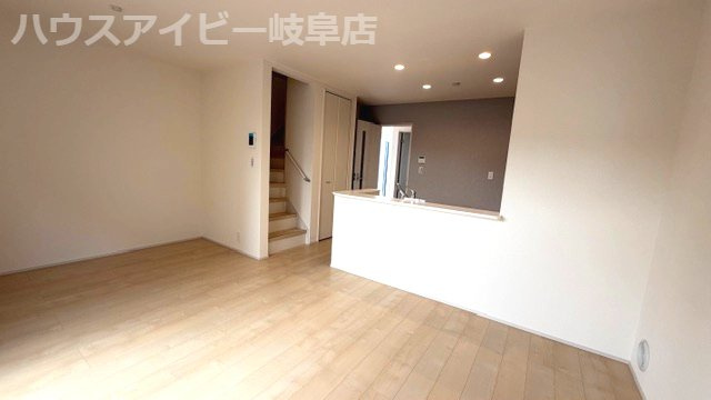 【居間・リビング】の画像