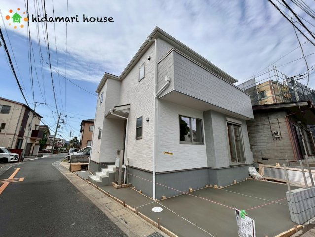 西区内野本郷　新築戸建　リーブル01の前面道路含む現地写真
