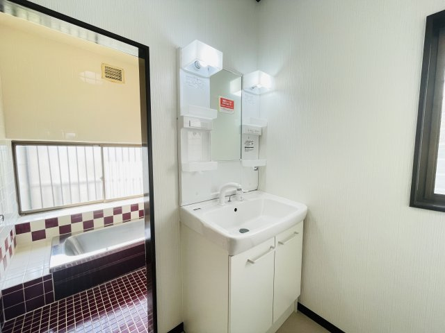 【独立洗面台】 | 寄居町鉢形　中古戸建