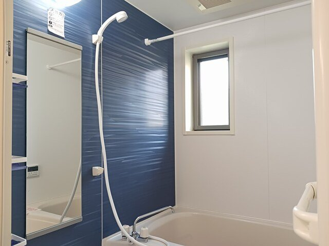 メゾンサニーの浴室