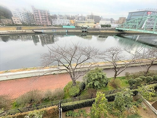 ヴェレーナシティ　パレ・ド・プラージュのその他|バルコニーからの眺望