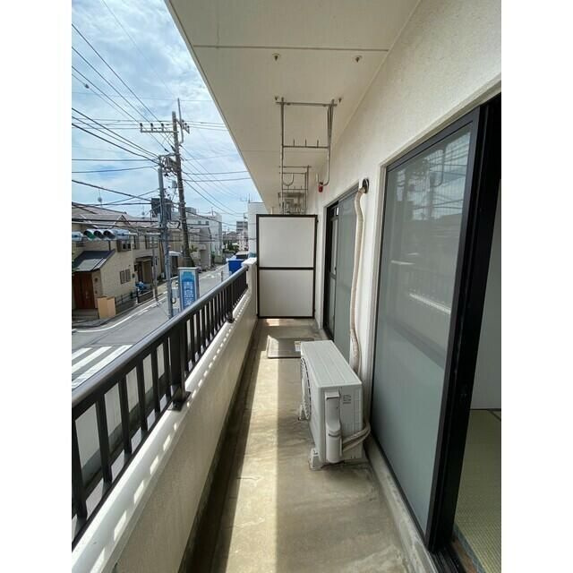 ファミール庚申のバルコニー