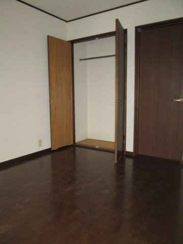 プチメゾン本郷の収納