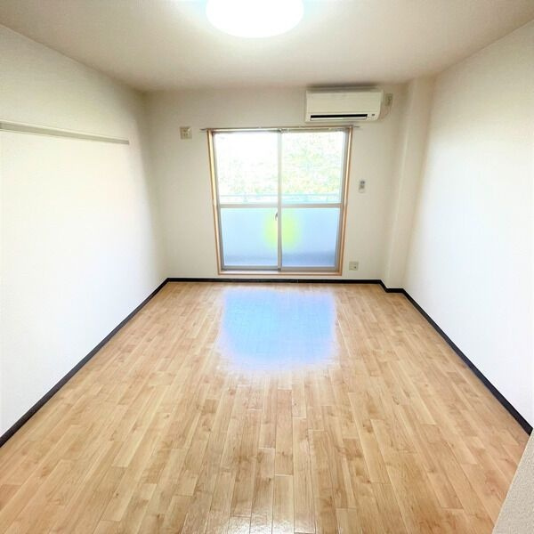 セレッソ本陣の居間・リビング