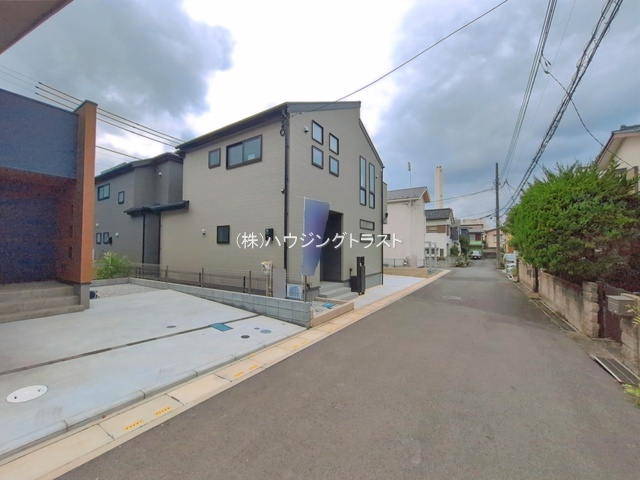 仲介手数料無料　Livele Garden.S所沢北秋津第9期・新築全2棟の前面道路含む現地写真