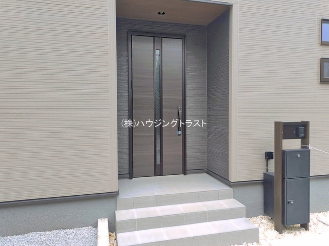 仲介手数料無料　Livele Garden.S所沢北秋津第9期・新築全2棟の玄関