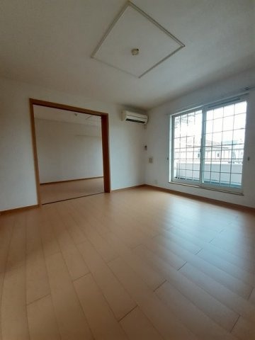 サンリット　タウンＣ　　刈谷市近郊の賃貸はクラスホーム刈谷店の居間・リビング|使いやすいリビングです