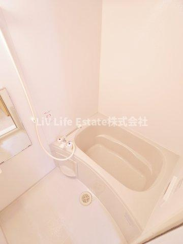 東村山市野口町１丁目のアパートの浴室