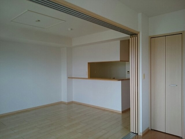 カンファ－　トゥリーの内装