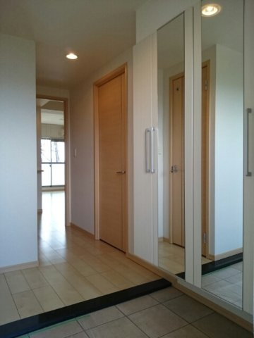 カンファ－　トゥリーの玄関