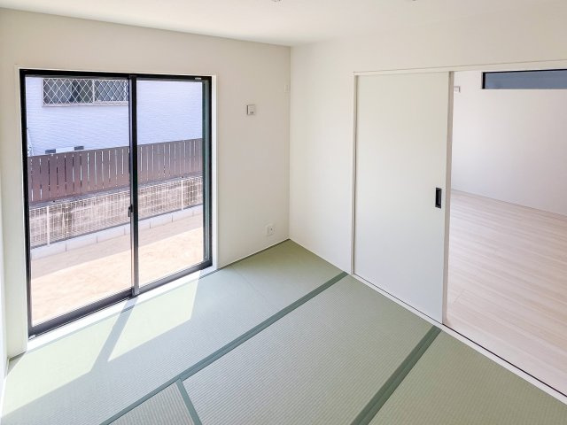 鈴鹿市寺家6丁目《2号棟》の和室