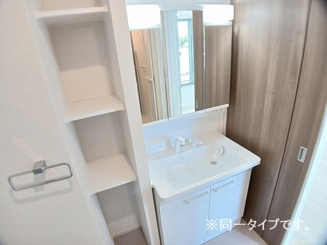 ゼクス　シュテルネ　　刈谷市近郊の賃貸はクラスホーム刈谷店の洗面所|コンパクトで使いやすい洗面所
