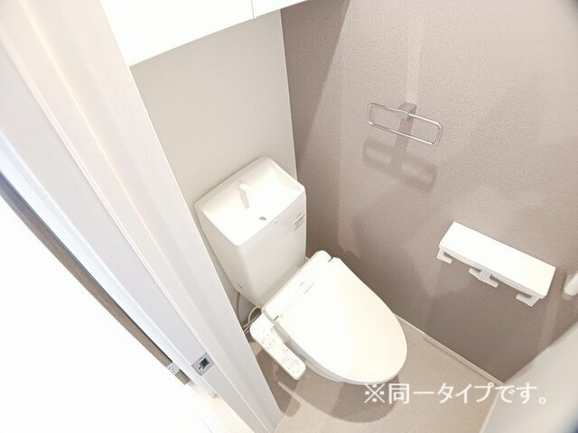 ゼクス　シュテルネ　　刈谷市近郊の賃貸はクラスホーム刈谷店のトイレ|清潔感のあるトイレです