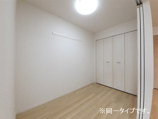ゼクス　シュテルネ　　刈谷市近郊の賃貸はクラスホーム刈谷店の内装|明るい色調の室内です