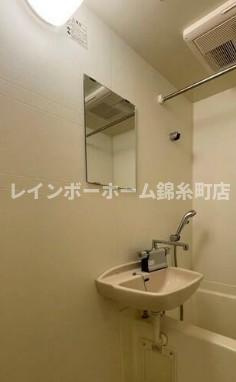Natura FUNABORIの洗面所