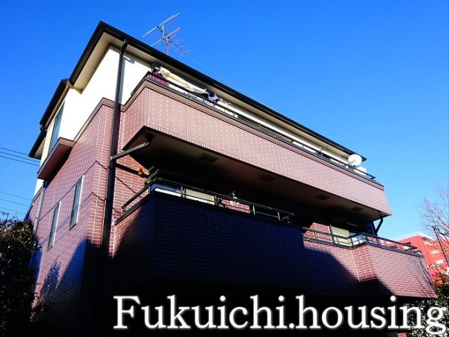 メープルハウスＭ明大前B棟の外観