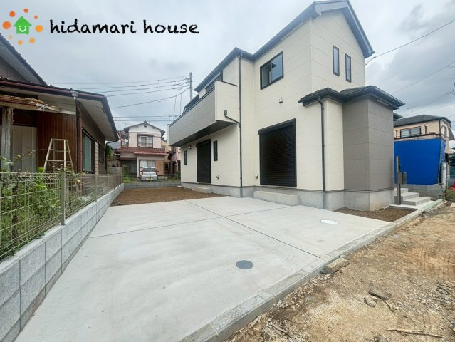 西区佐知川1270　新築戸建　ハートフルAの駐車場