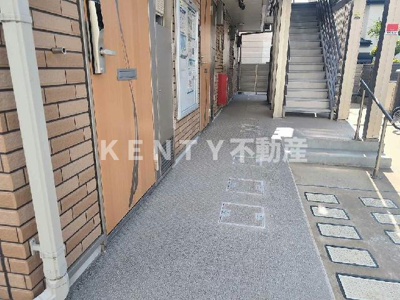 【エントランス】 | クレイノトルース　Ⅳ | エントランスです