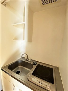 レオパレスグランＭ’ｓのキッチン|安心安全の電気コンロ