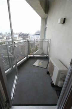 【バルコニー】