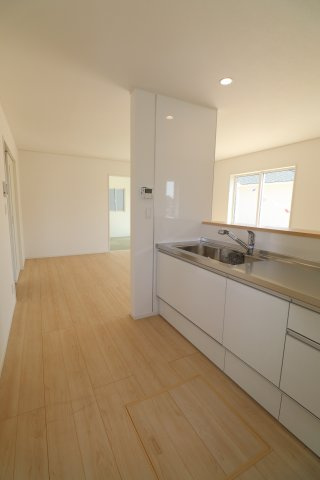 広川町久泉新築戸建のキッチン