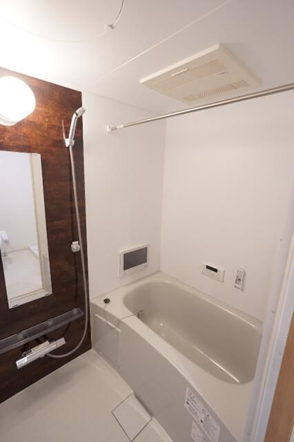 シャンブルの浴室