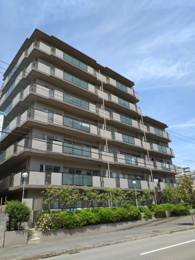 シャルマンコーポ西宮東の外観