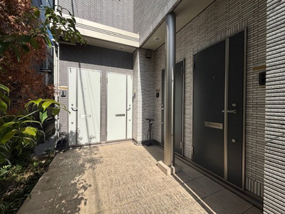 【エントランス】 | シレンツィオ目黒