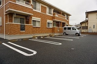 グランド　Ｆ　Ⅱの駐車場