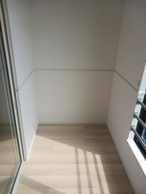 【内装】 | ティーフェス・フェルト